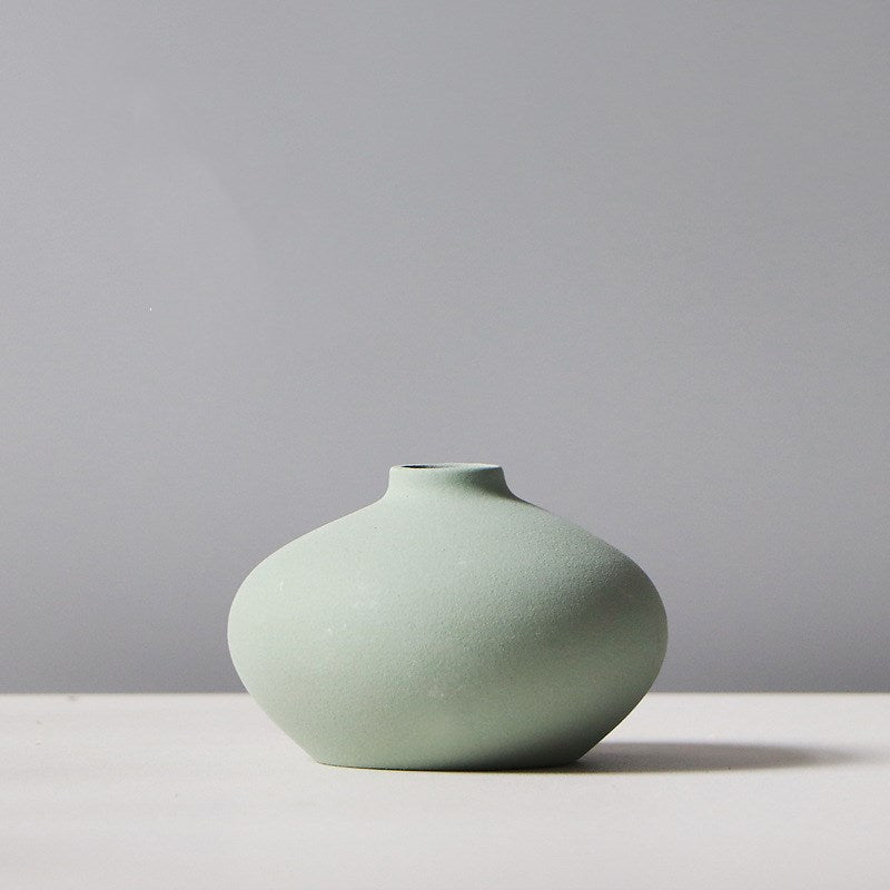 Morandi Ceramic Vase – Nordic Matte Flower Vase