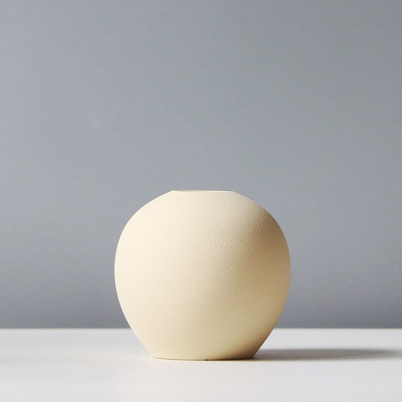 Morandi Ceramic Vase – Nordic Matte Flower Vase