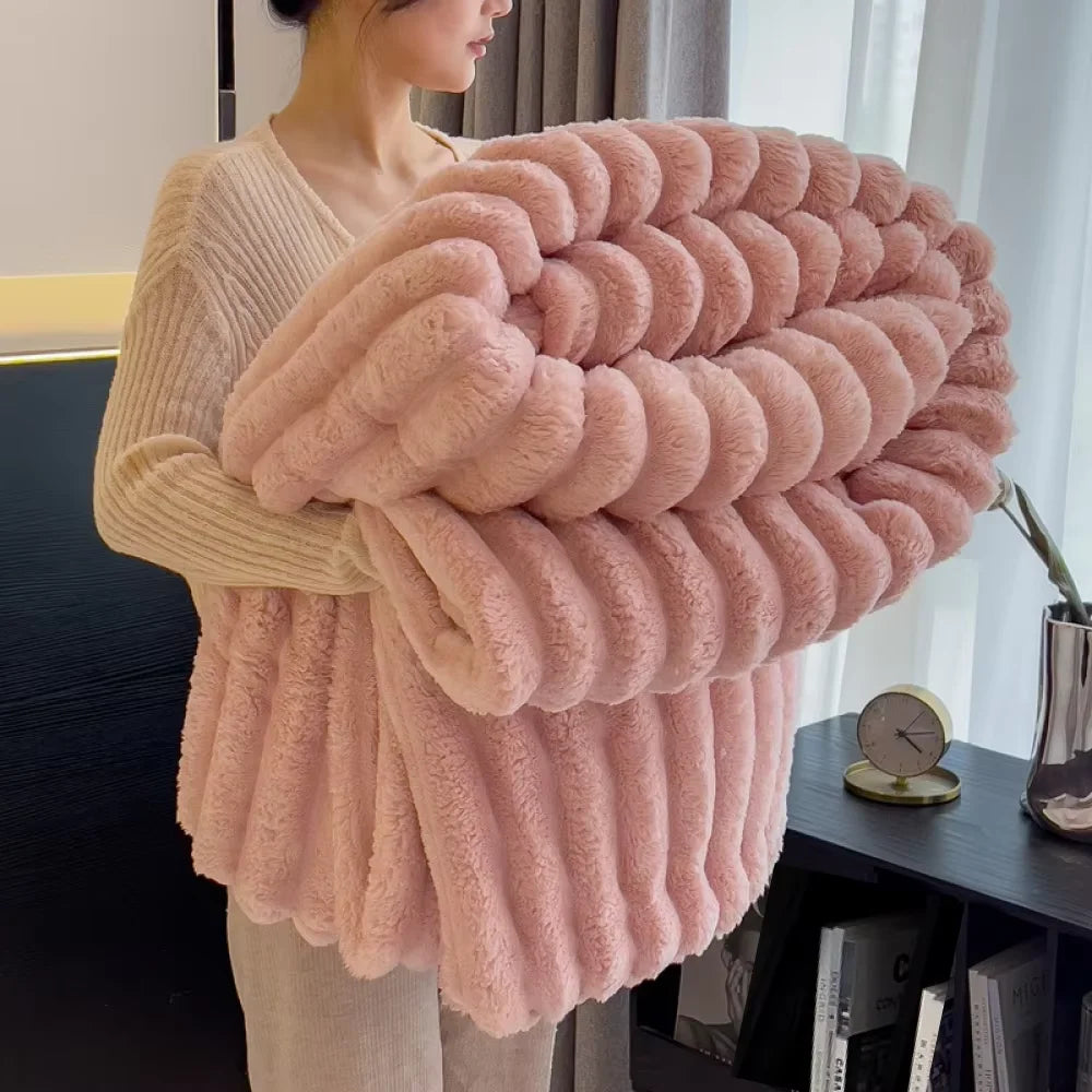Ribbed Fleece Throw Blanket – Soft Fluffy Sofa & Bed Throw
