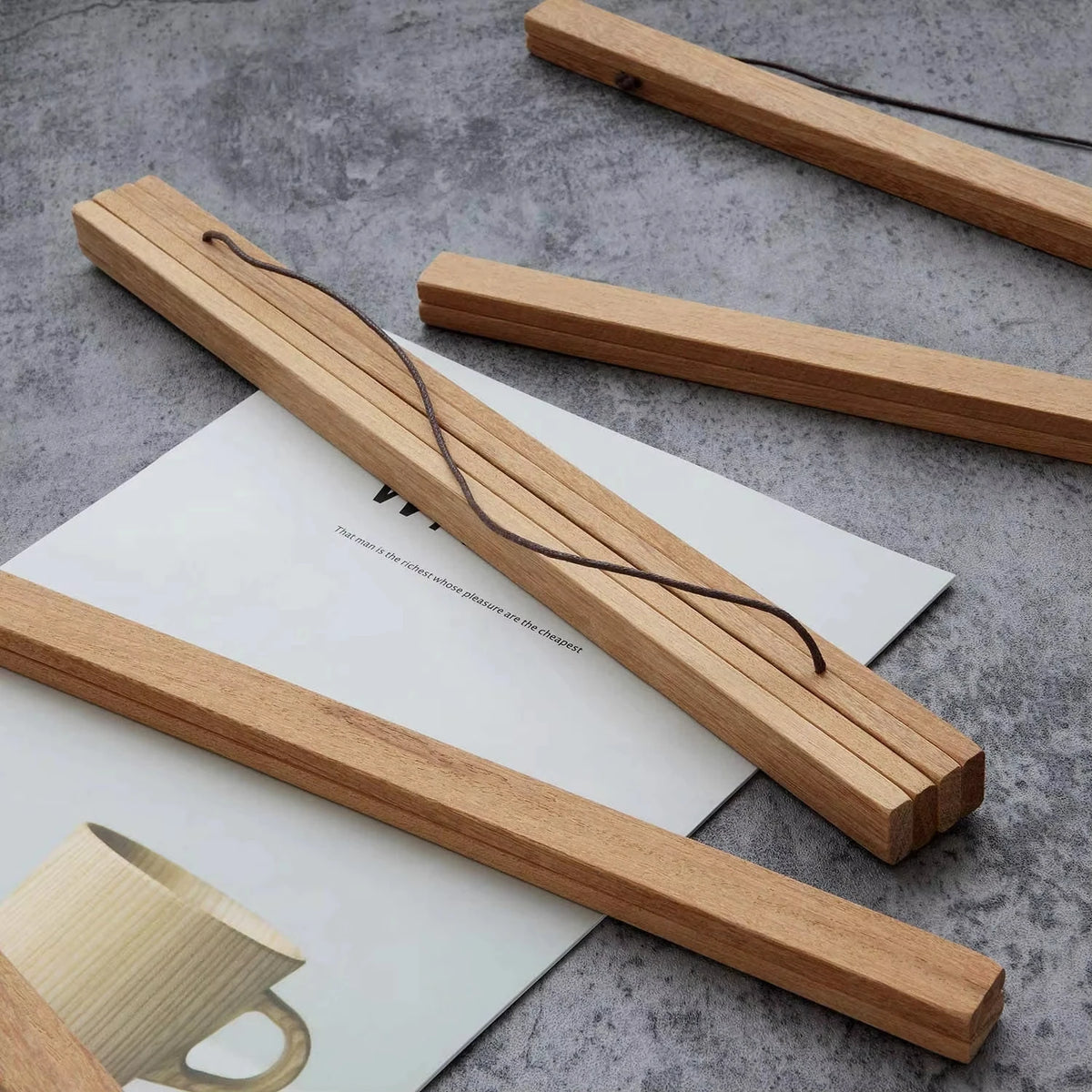 Magnetic Wooden Poster Hanger – Solid Wood Print Frame